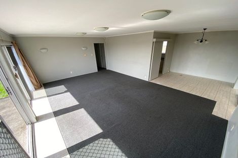 Photo of property in 2 Sherie Place, Howick, Auckland, 2014