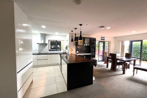 Photo of property in 4/18 Pannill Place, Oteha, Auckland, 0632