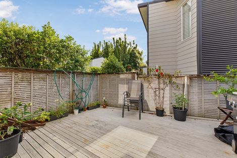Photo of property in 1/206 Manuka Road, Bayview, Auckland, 0629