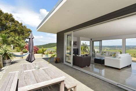 Photo of property in 2 Waitete Heights Lane, Kerikeri, 0294