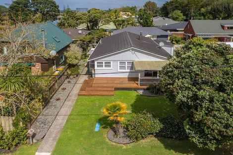 Photo of property in 12 Forest Glen, Orewa, 0931