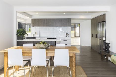 Photo of property in 89 Cannon Hill Crescent, Mount Pleasant, Christchurch, 8081