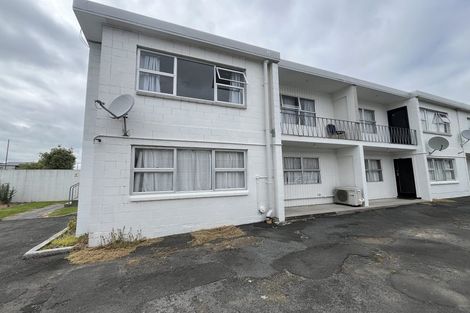 Photo of property in 2/13 Charlemont Street, Whitiora, Hamilton, 3200