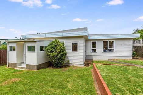 Photo of property in 4 Mervyn Place, Plimmerton, Porirua, 5026