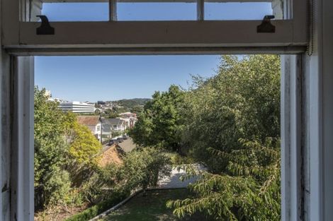 Photo of property in 25 Burnell Avenue, Thorndon, Wellington, 6011