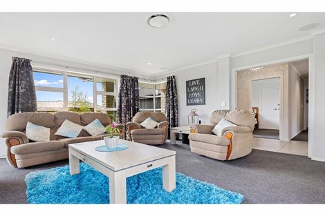 Photo of property in 77 Beaumont Drive, Rolleston, 7614