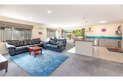Photo of property in 28 Cedar Place, Rangiora, 7400