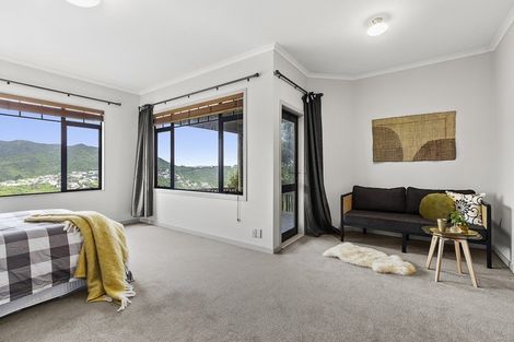Photo of property in 5 Landsdowne Terrace, Karori, Wellington, 6012