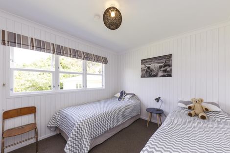 Photo of property in 2 Williams Terrace, Fitzherbert, Palmerston North, 4410