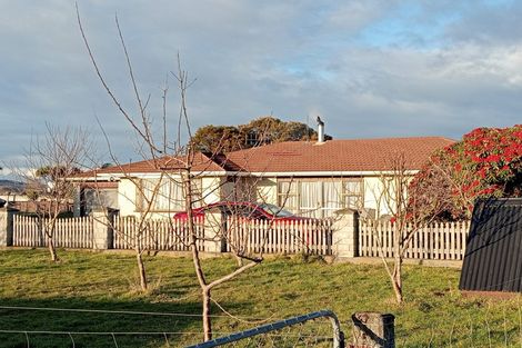 Photo of property in 5 Papatotara Road, Tuatapere, 9620