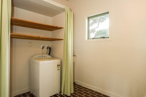 Photo of property in 117 Gloaming Hill, Titahi Bay, Porirua, 5022