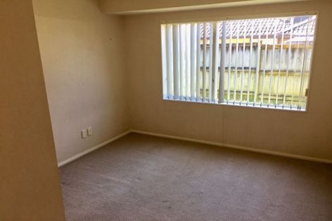 Photo of property in 10 Franshell Crescent, East Tamaki, Auckland, 2013