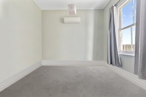 Photo of property in 15 Kelvin Street, Aramoho, Whanganui, 4500