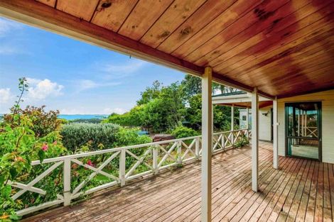 Photo of property in 124b Sandspit Road, Shelly Park, Auckland, 2014