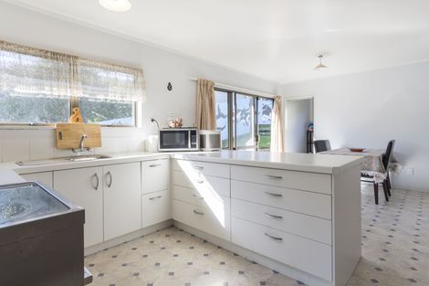 Photo of property in 11 Dunton Drive, Welcome Bay, Tauranga, 3112