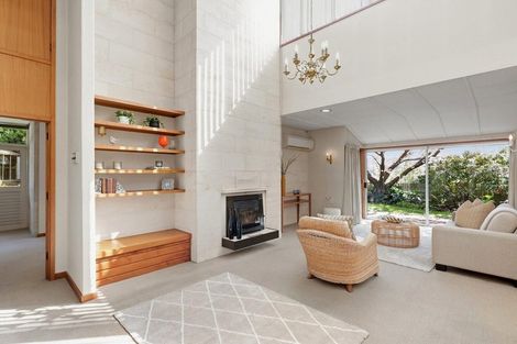 Photo of property in 33 Musselburgh Rise, Musselburgh, Dunedin, 9013
