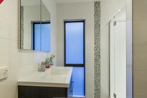 Photo of property in 1/3 Aotearoa Terrace, Murrays Bay, Auckland, 0630