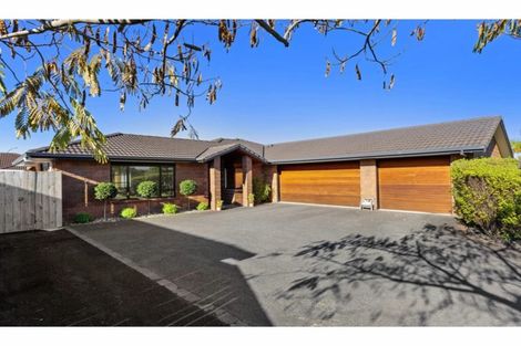 Photo of property in 12 Whitford Place, Rototuna North, Hamilton, 3210