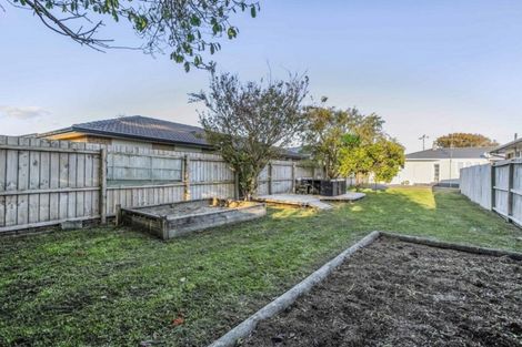 Photo of property in 1/15 Elizabeth Street, Papakura, 2110