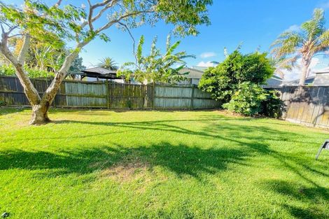 Photo of property in 1/50 John Walker Drive, Manurewa, Auckland, 2102