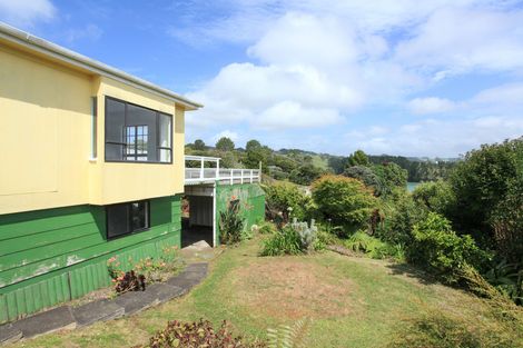 Photo of property in 23 Point Street, Raglan, 3225