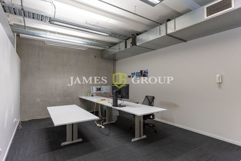 Photo of property in 18a Railway Street, Newmarket, Auckland, 1023