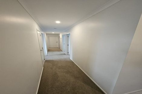 Photo of property in 2 Tiria Drive, Papamoa Beach, Papamoa, 3118