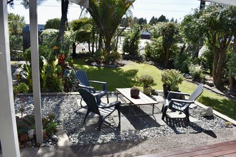 Photo of property in 54 Brougham Street, Westport, 7825