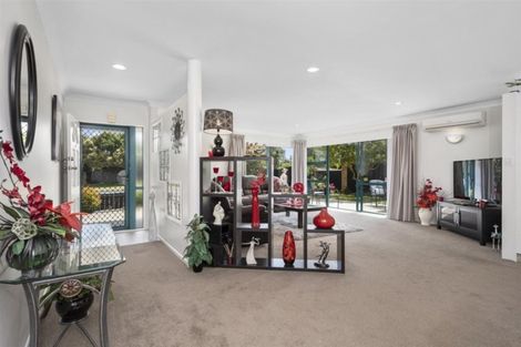 Photo of property in 243 Gloucester Road, Mount Maunganui, 3116