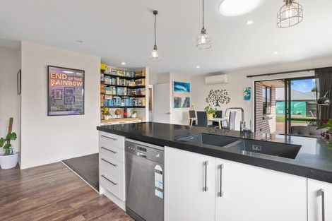 Photo of property in 56 Shadbolt Lane, Rolleston, 7614