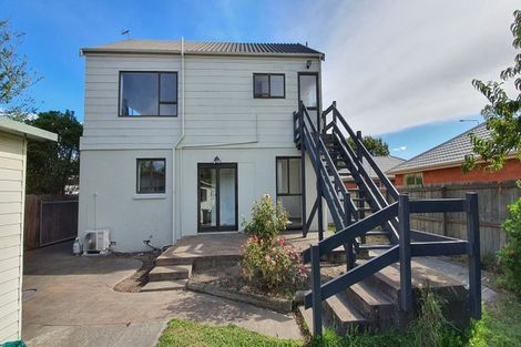 Photo of property in 106 Yaldhurst Road, Sockburn, Christchurch, 8042