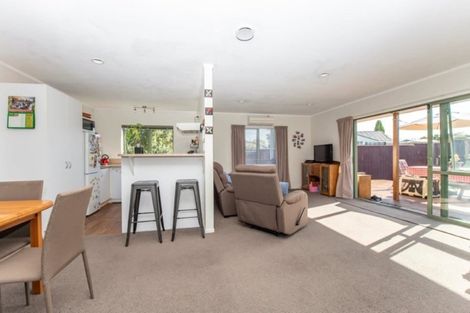 Photo of property in 121 Burns Street, Leamington, Cambridge, 3432