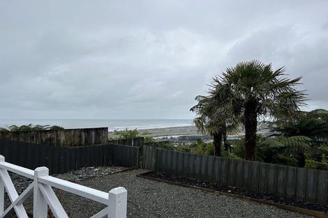 Photo of property in 7 Arnott Heights East, Greymouth, 7805