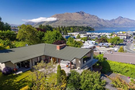 Photo of property in 7 Turner Street, Queenstown, 9300