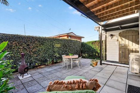 Photo of property in 2/36 Koromiko Street, New Lynn, Auckland, 0600