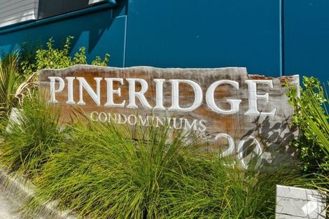 Photo of property in 2b/20 Ian Marwick Place, Birkenhead, Auckland, 0626