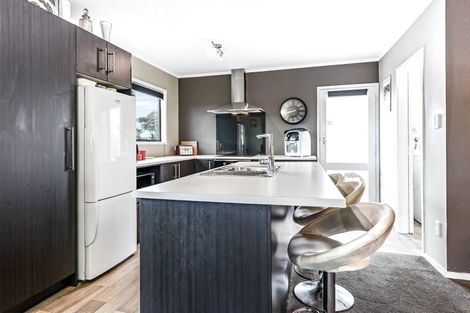 Photo of property in 3 Jasmine Avenue, Dinsdale, Hamilton, 3204