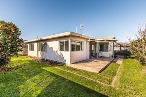 Photo of property in 2/52 Te Aute Road, Havelock North, 4130