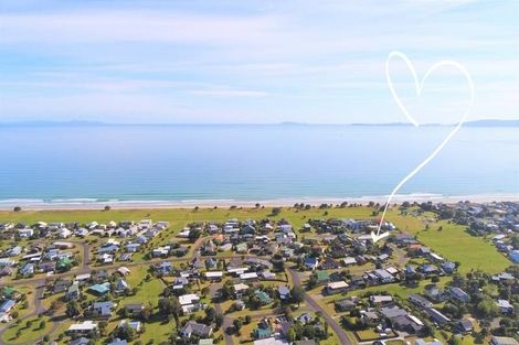 Photo of property in 113 Ake Ake Avenue, Matarangi, Whitianga, 3592