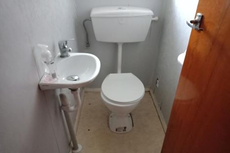 Photo of property in 39 Logie Street, Stokes Valley, Lower Hutt, 5019