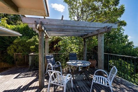 Photo of property in 453 Scenic Drive, Waiatarua, Auckland, 0612