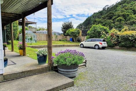 Photo of property in 19a Garden Terrace, Picton, 7220