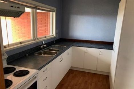 Photo of property in 1/148 Queen Street, Northcote Point, Auckland, 0627