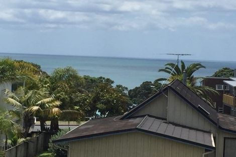 Photo of property in 22 Glenelg Road, Red Beach, 0932