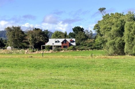 Photo of property in 184 Golf Links Road, Kaiata, Greymouth, 7805