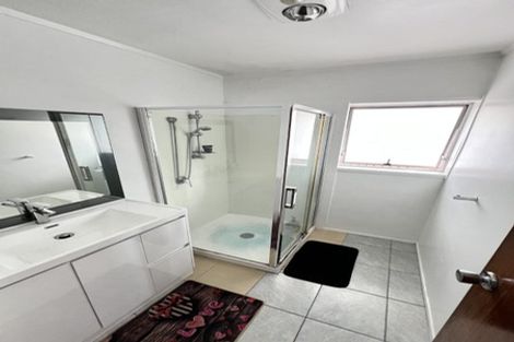 Photo of property in 2/96 Tui Road, Papatoetoe, Auckland, 2025