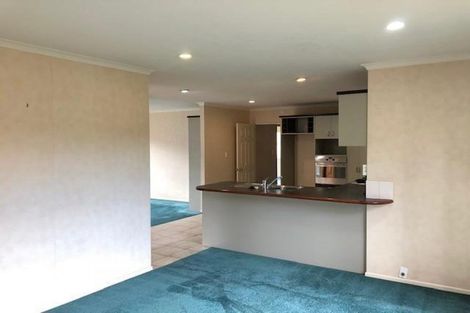 Photo of property in 19 Shankill Place, East Tamaki, Auckland, 2013