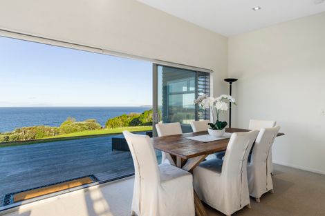 Photo of property in 22 Wonderview Road, Leigh, 0985