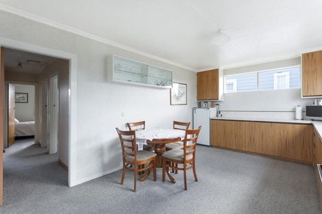 Photo of property in 160 Macandrew Road, South Dunedin, Dunedin, 9012