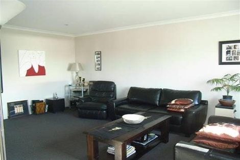 Photo of property in 9a Gillean Street, Havelock North, 4130